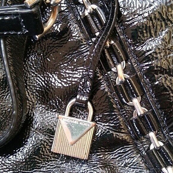 Michael Kors Sadie Satchel Tote Lg Soho Designer Patent Leather Moto Convertible - Picture 4 of 10